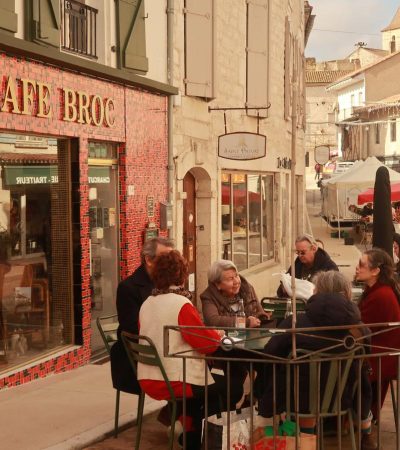 Montcuq, de mooiste dorpen in de Lot en omgevig, tips, camping le clos bouyssac